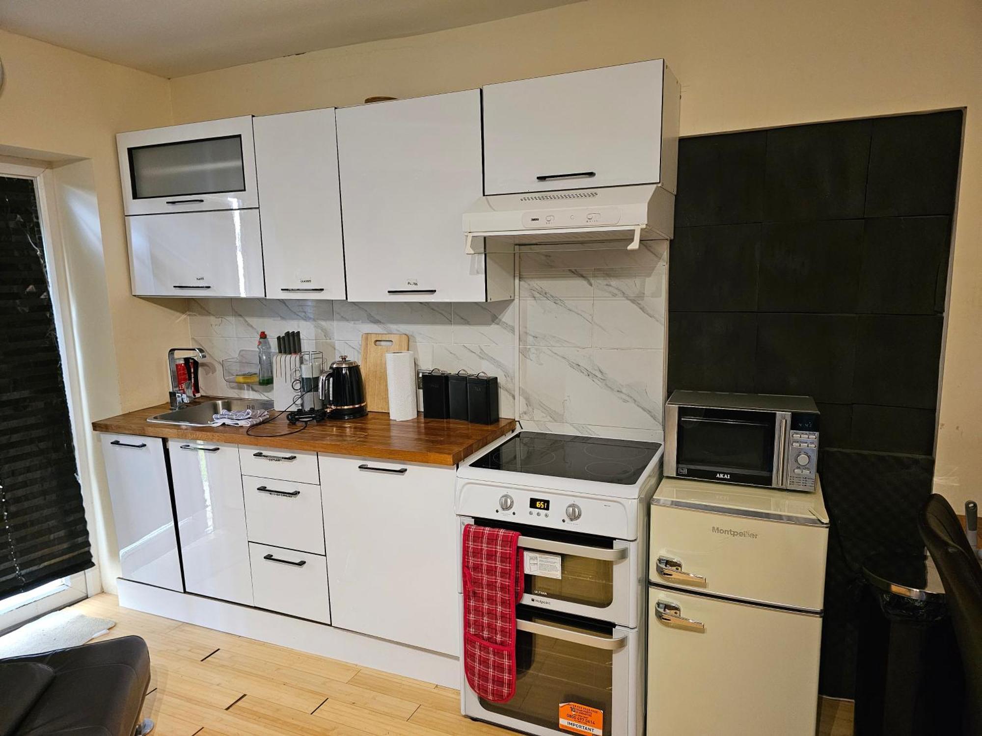 Umbrella Properties Private Apartment Бирмингем Экстерьер фото